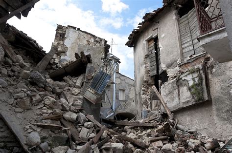 Earthquake.
